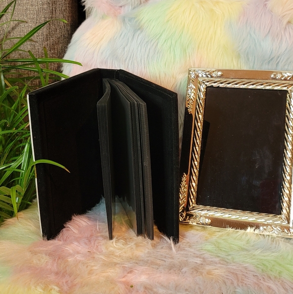 Two unique picture/photo albums - Picture 5 of 7